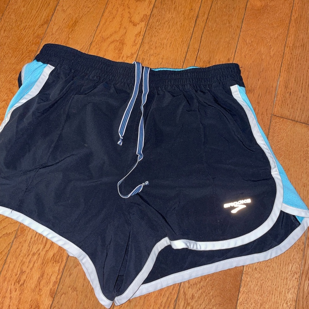 BROOKS Running shorts